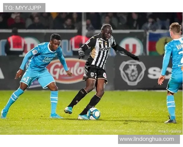 亚眠与昂热对决前瞻分析及比赛结果预测详解