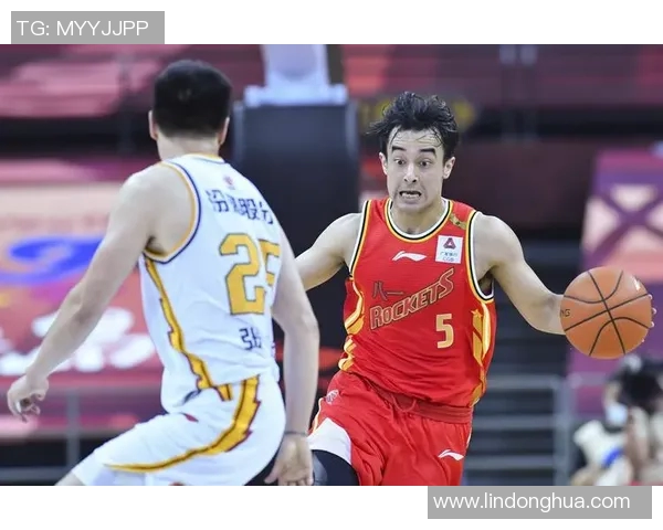 山东队与八一队精彩对决回顾分析赛场表现与战术布局