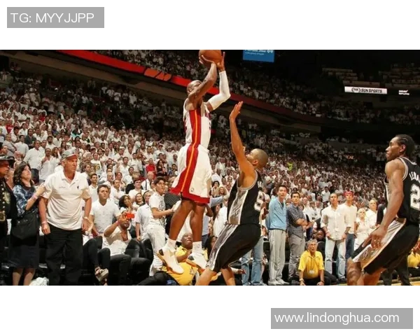 热火与马刺激战正酣NBA69赛季精彩对决回顾与分析 热火与马刺激战正酣NBA69赛季精彩对决回顾与分析