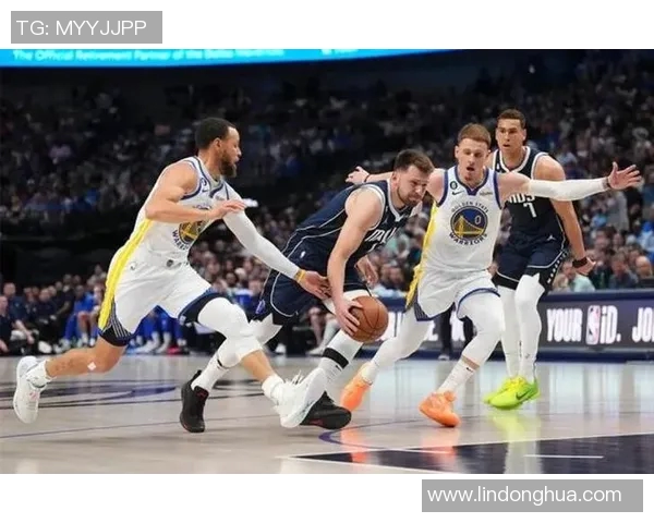 勇士与猛龙实力对决分析谁能在这场小型较量中胜出