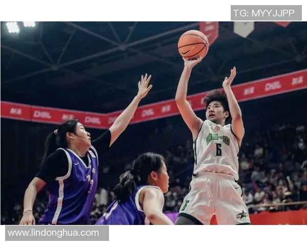 吴冠希:从篮球新星到职业生涯的辉煌蜕变之路 吴冠希:从篮球新星到职业生涯的辉煌蜕变之路