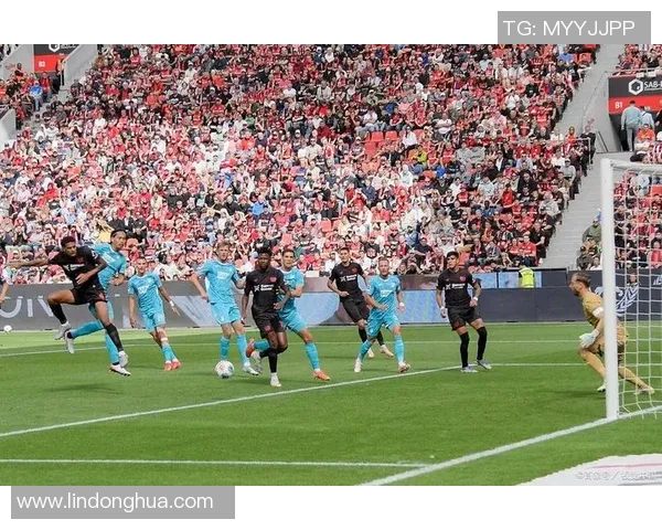 德甲精彩对决多特蒙德主场迎战汉诺威直播全程回顾