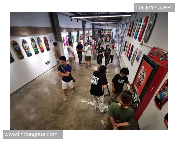 滑板人生的追逐与坚持杨丽分享她的成长与梦想MBA