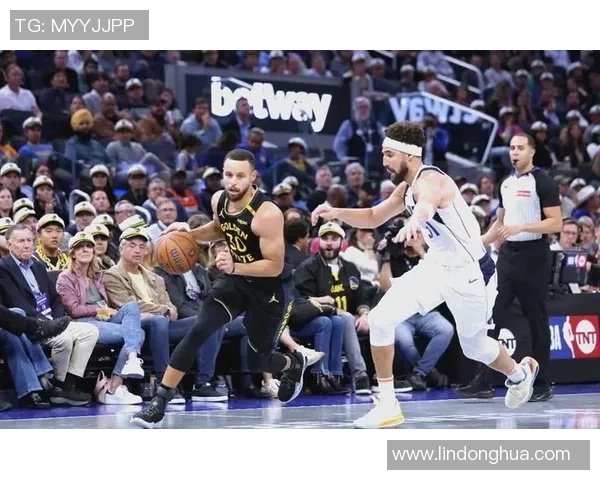 湖人对阵马刺马修斯表现分析与比赛精彩瞬间回顾