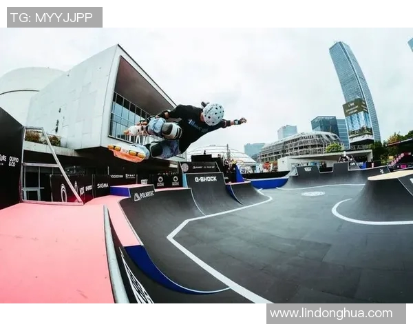 上海滑板队在极限运动世界杯中以58分稳居积分榜首位